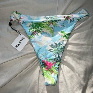 Skatie Womens Summer Bottom Poipu